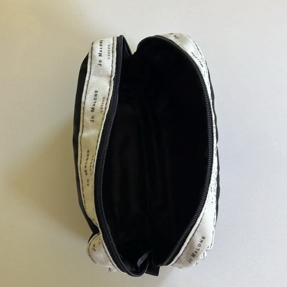 New but no tags, Jo Malone nylon Dopp kit. - Picture 3 of 5